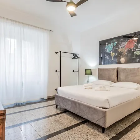 Apartment Piazza Vescovio Spazioso Trilocale *